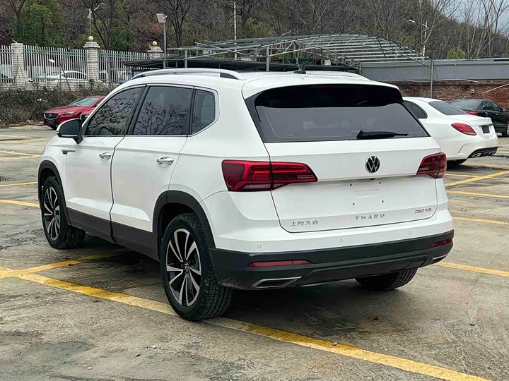 Фото 4 - Volkswagen Tharu