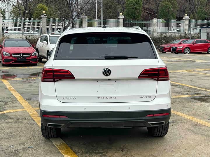 Фото 5 - Volkswagen Tharu