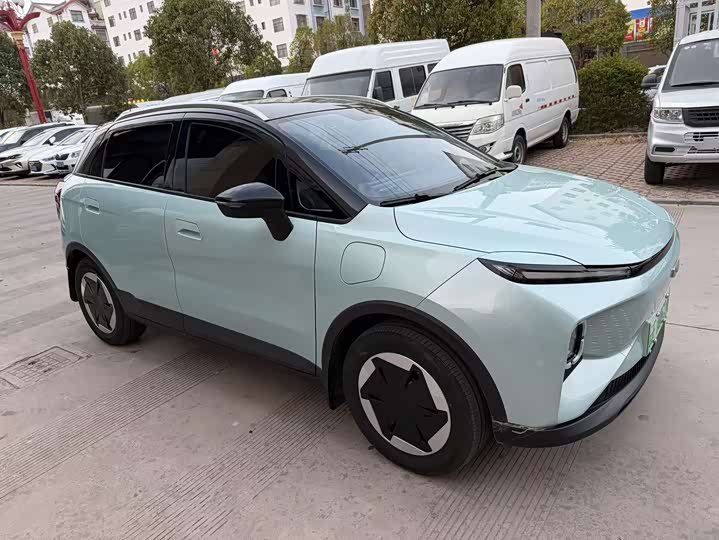 Фото 4 - Geely Geometry E Firefly