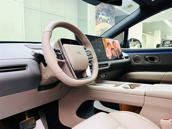 Фото 8 - LiXiang i6