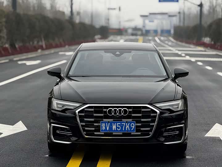 Фото 3 - Audi A6L