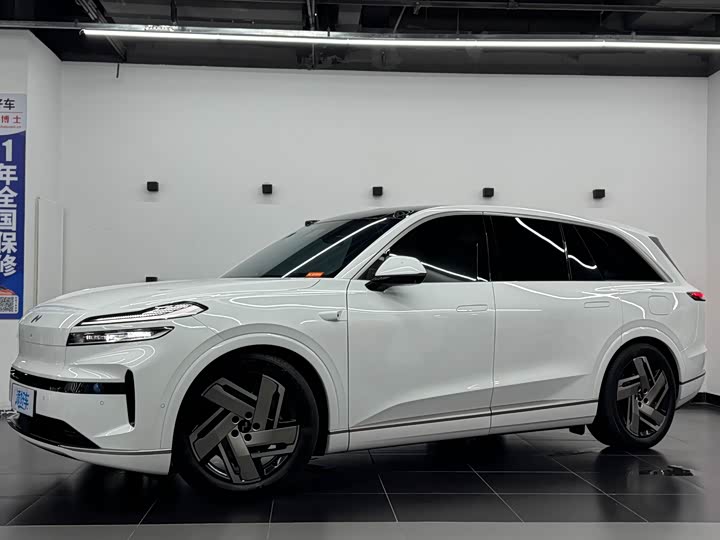 Фото 1 - Nio Onvo L90