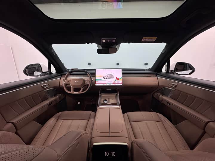 Фото 8 - Nio Onvo L90