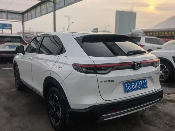 Photo 5 - Honda Vezel