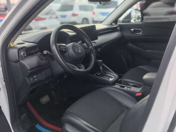 Photo 8 - Honda Vezel