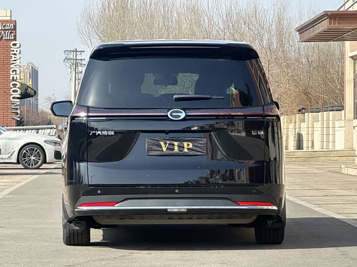 Фото 5 - GAC Trumpchi E8