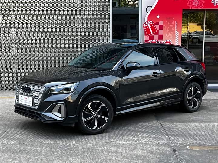 Фото 1 - Audi Q2L e-tron