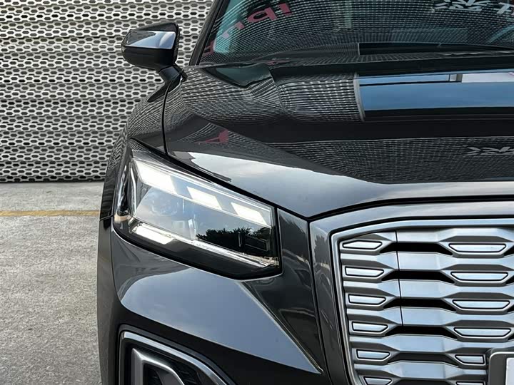 Фото 6 - Audi Q2L e-tron