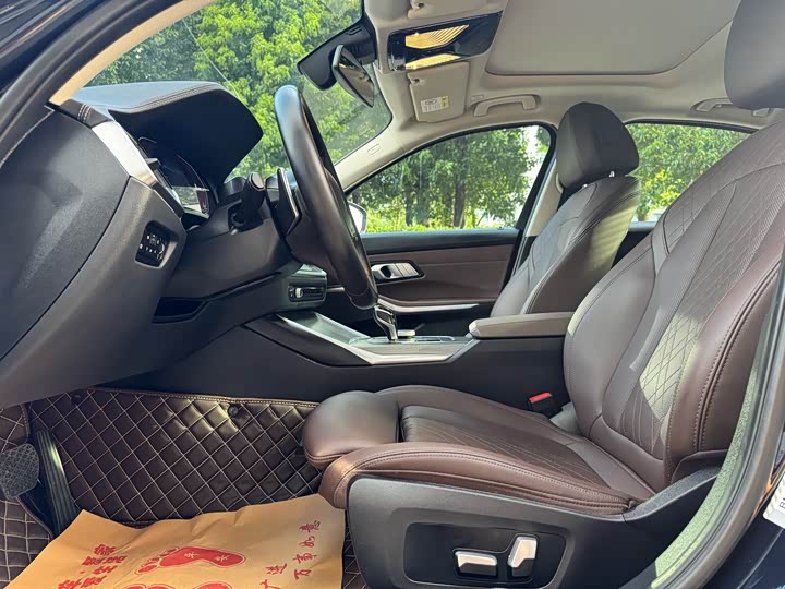 Фото 6 - BMW 3 Series