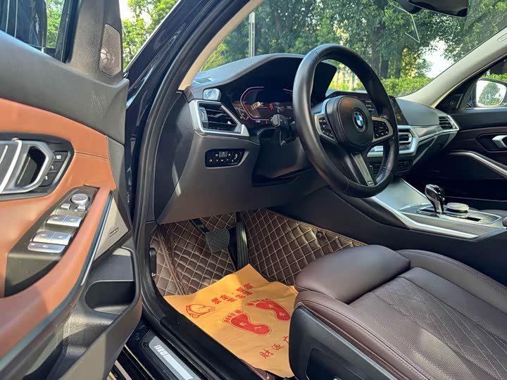 Фото 7 - BMW 3 Series