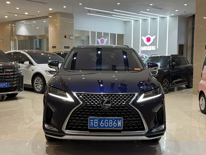 Фото 2 - Lexus RX