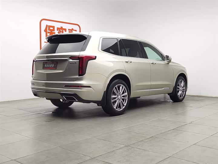 Фото 2 - Cadillac XT6