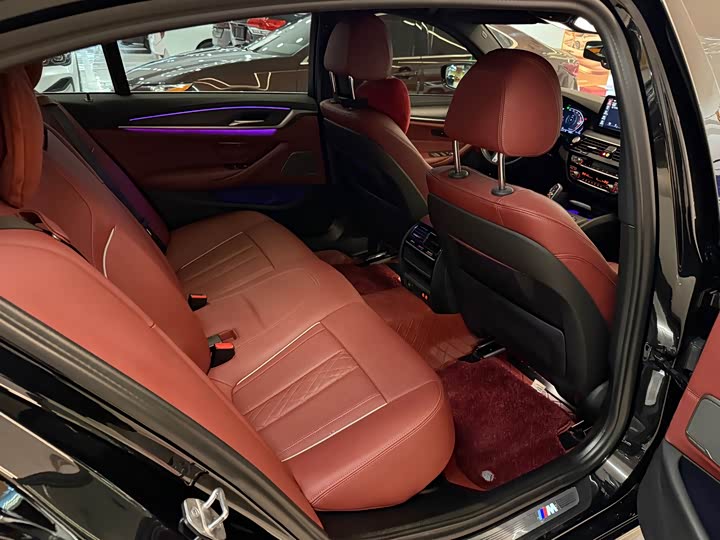 Фото 8 - BMW 5 Series