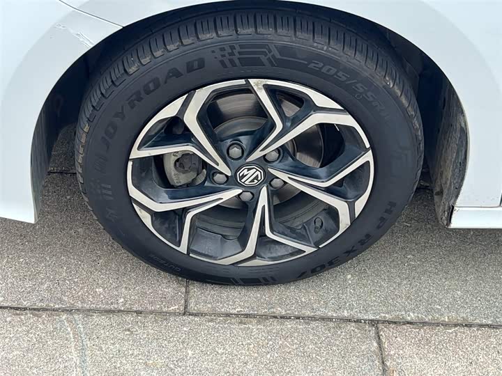 Фото 9 - MG Motor 5