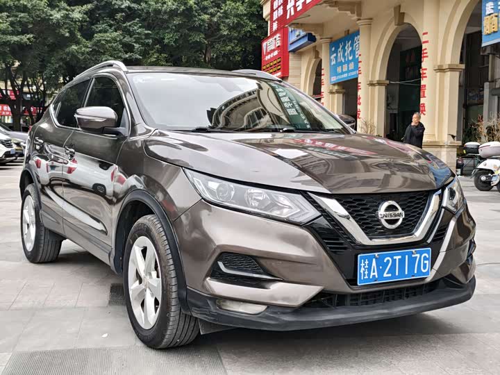 Фото 3 - Nissan Qashqai