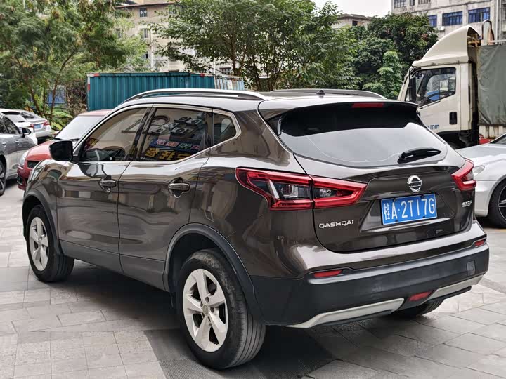 Фото 7 - Nissan Qashqai