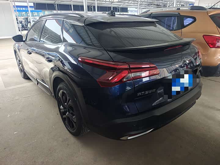 Фото 4 - Citroen C5 X