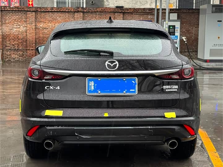 Фото 5 - Mazda CX-4