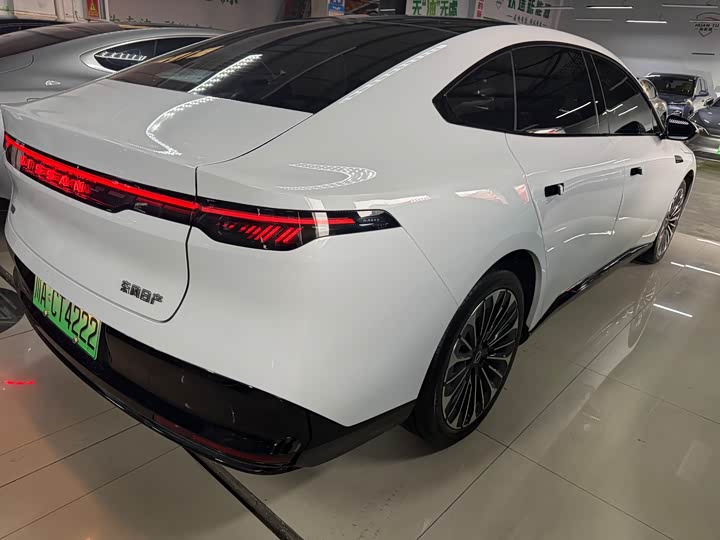 Фото 8 - Nissan N7