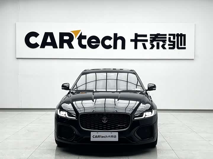 Фото 2 - Jaguar XF L