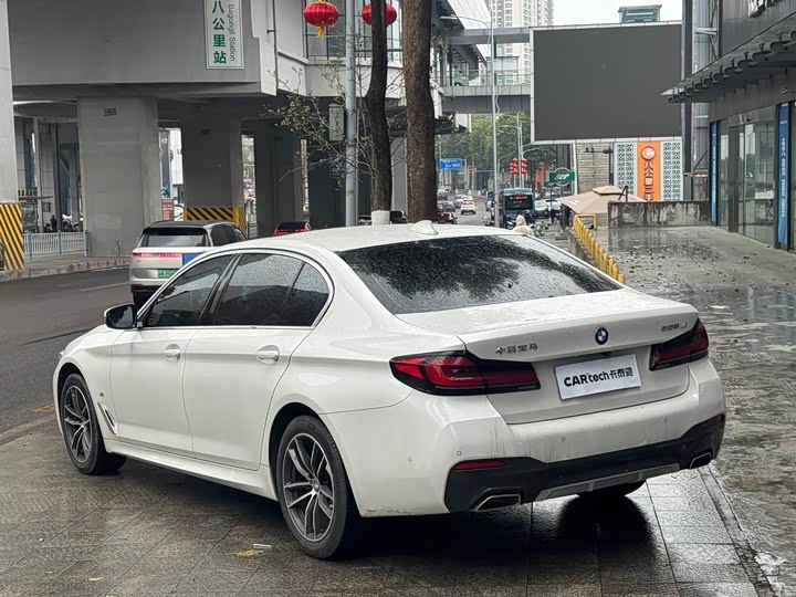 Фото 4 - BMW 5 Series