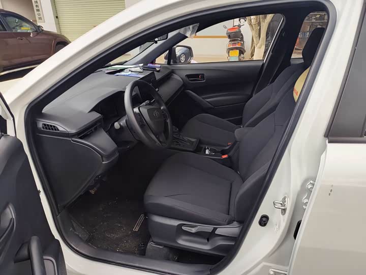 Фото 8 - Toyota Corolla Cross