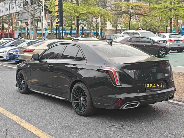 Фото 4 - Cadillac CT4