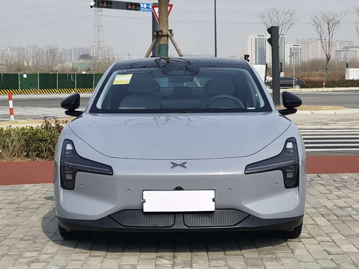 Фото 2 - XPeng Mona M03
