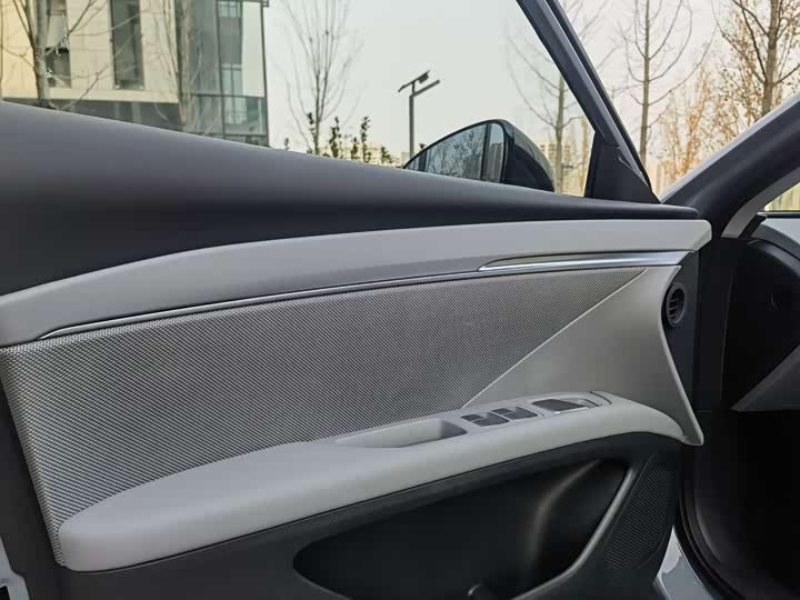 Фото 9 - XPeng Mona M03