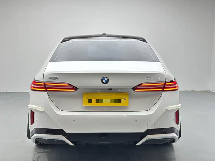 Фото 4 - BMW 5 Series