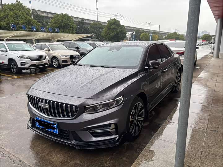 Фото 1 - Geely Preface