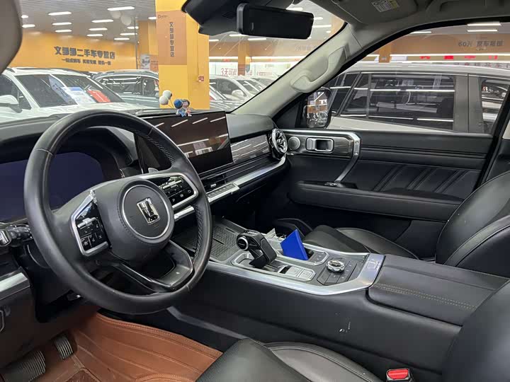 Фото 2 - Tank 400 Hybrid