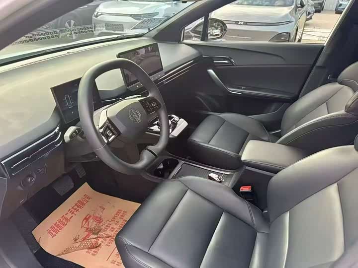 Фото 4 - MG Motor 4 EV