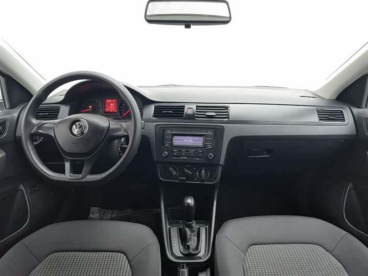 Photo 5 - Volkswagen Santana