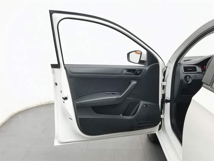 Photo 8 - Volkswagen Santana