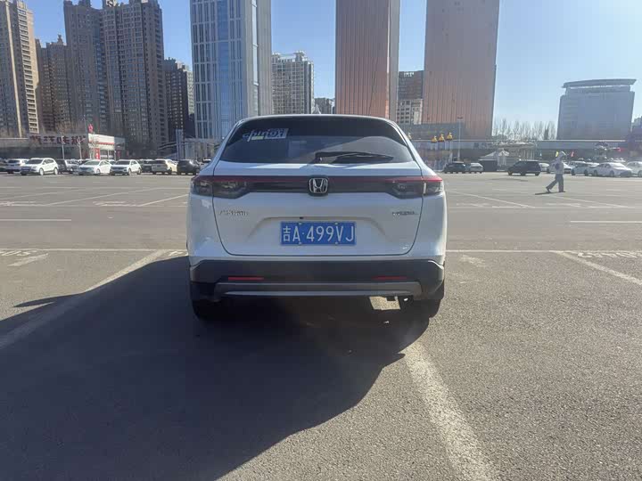 Фото 6 - Honda Vezel