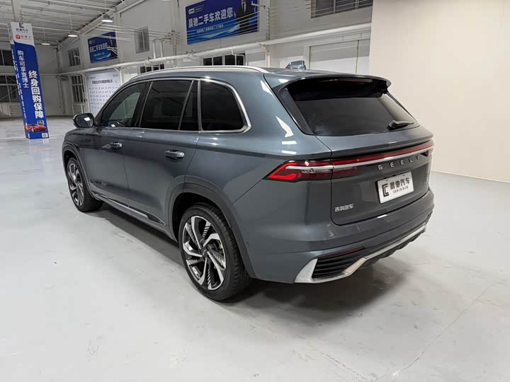 Фото 6 - Geely Monjaro