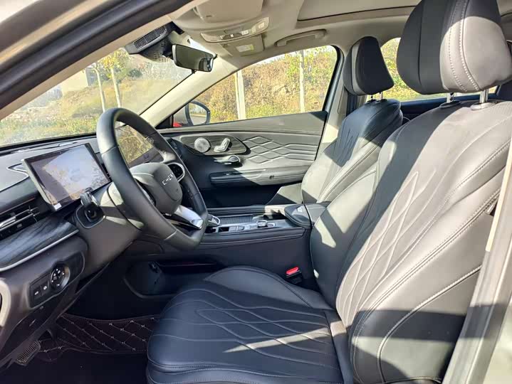 Фото 5 - Chery Arrizo 8 Pro