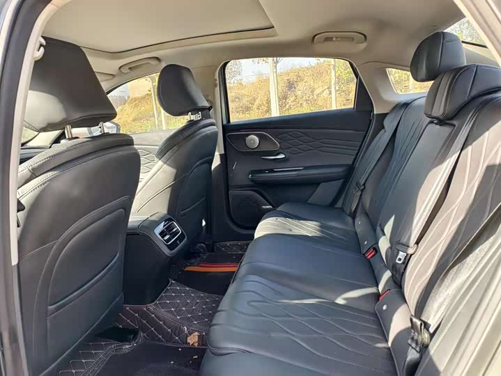 Фото 6 - Chery Arrizo 8 Pro