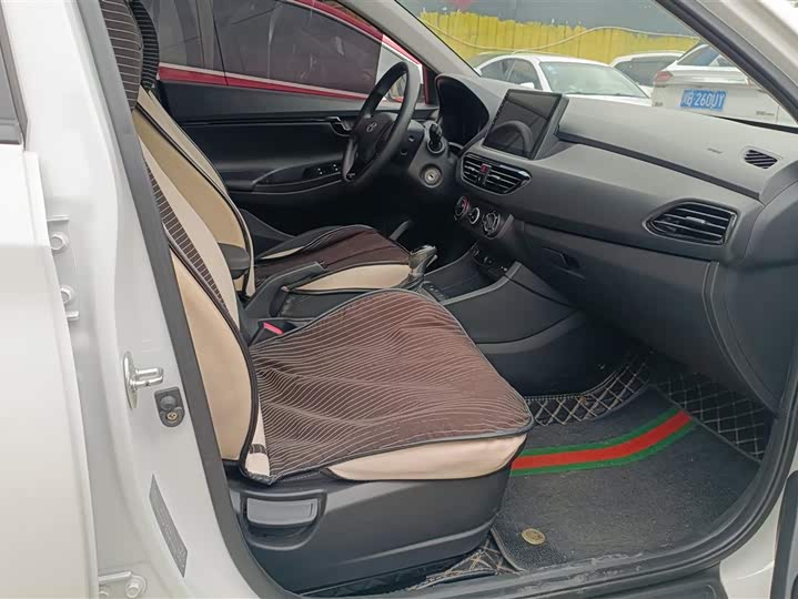 Фото 8 - Hyundai Celesta