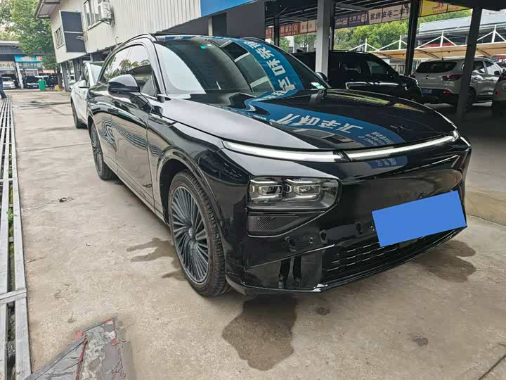 Фото 1 - XPeng G9