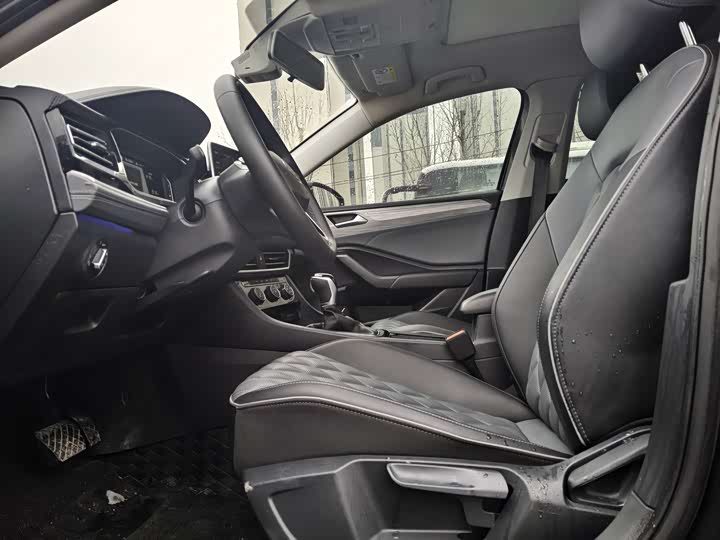 Фото 4 - Volkswagen Sagitar L