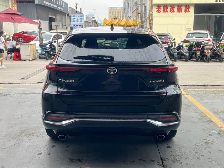 Фото 4 - Toyota Venza