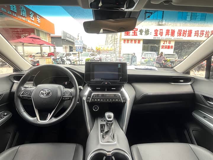 Фото 9 - Toyota Venza