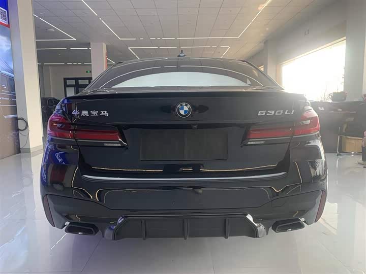 Фото 4 - BMW 5 Series