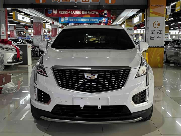 Фото 2 - Cadillac XT5