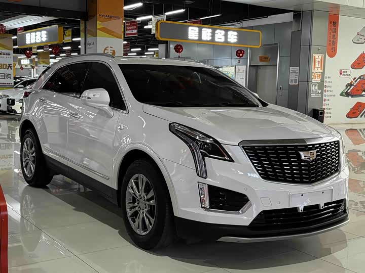 Фото 3 - Cadillac XT5