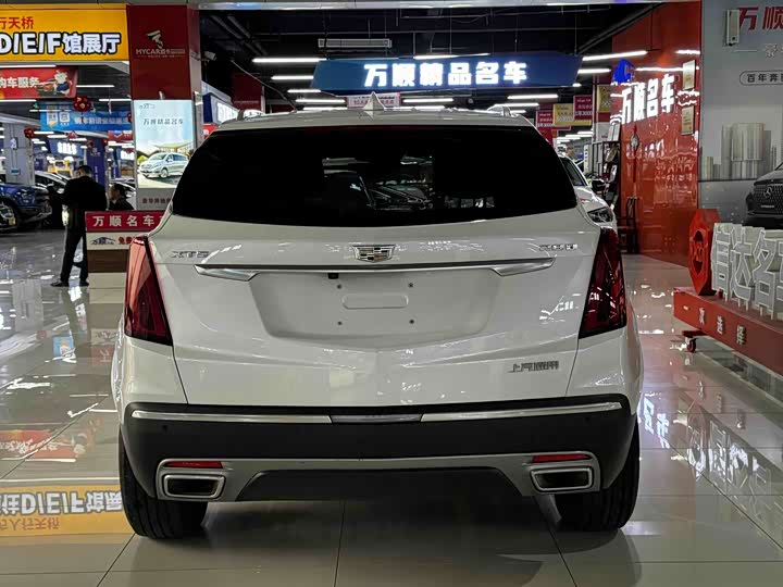 Фото 5 - Cadillac XT5