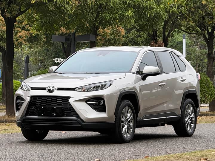 Photo 1 - Toyota Wildlander