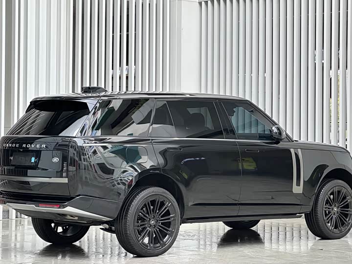 Photo 4 - Land Rover Range Rover